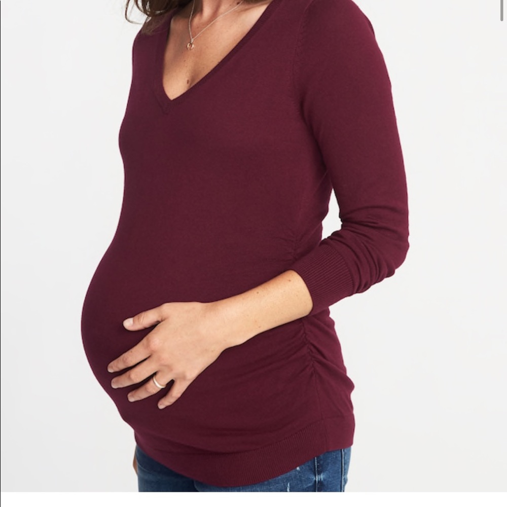 2 Maternity Sweaters Sz Small excellent condition